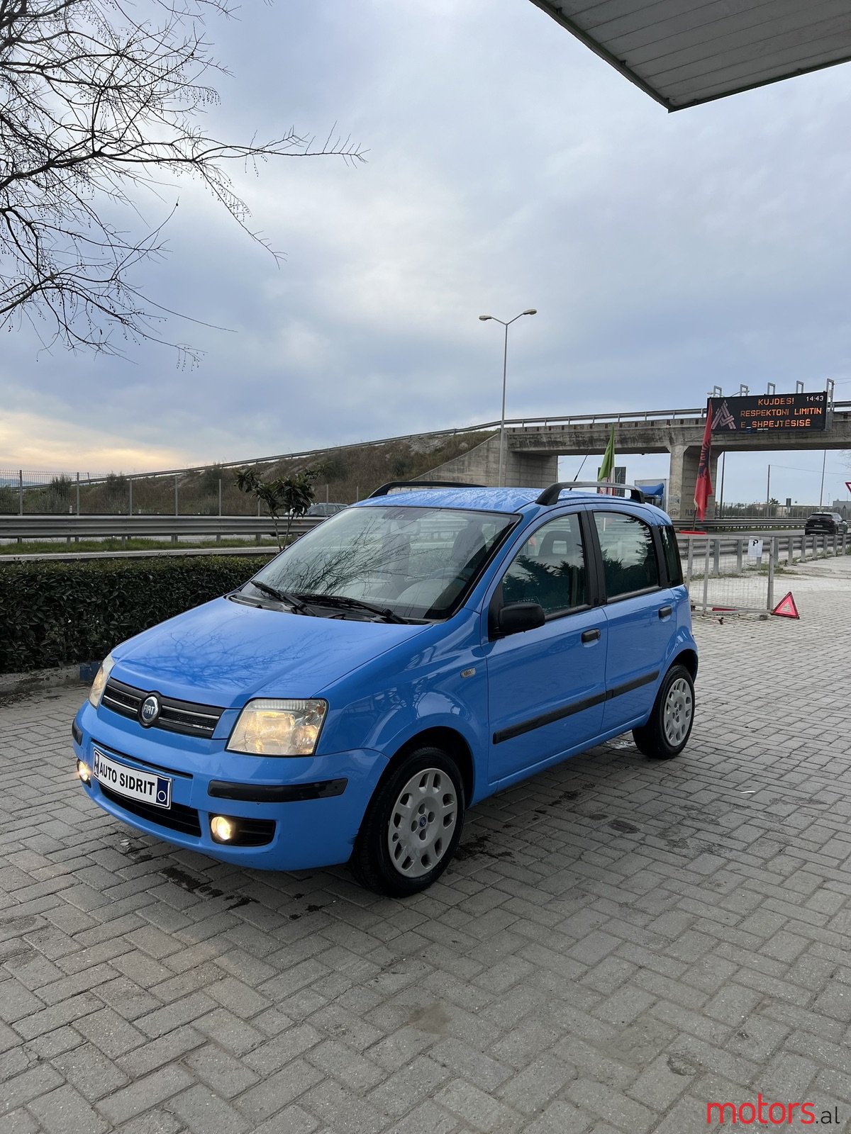 2005' Fiat Panda photo #2