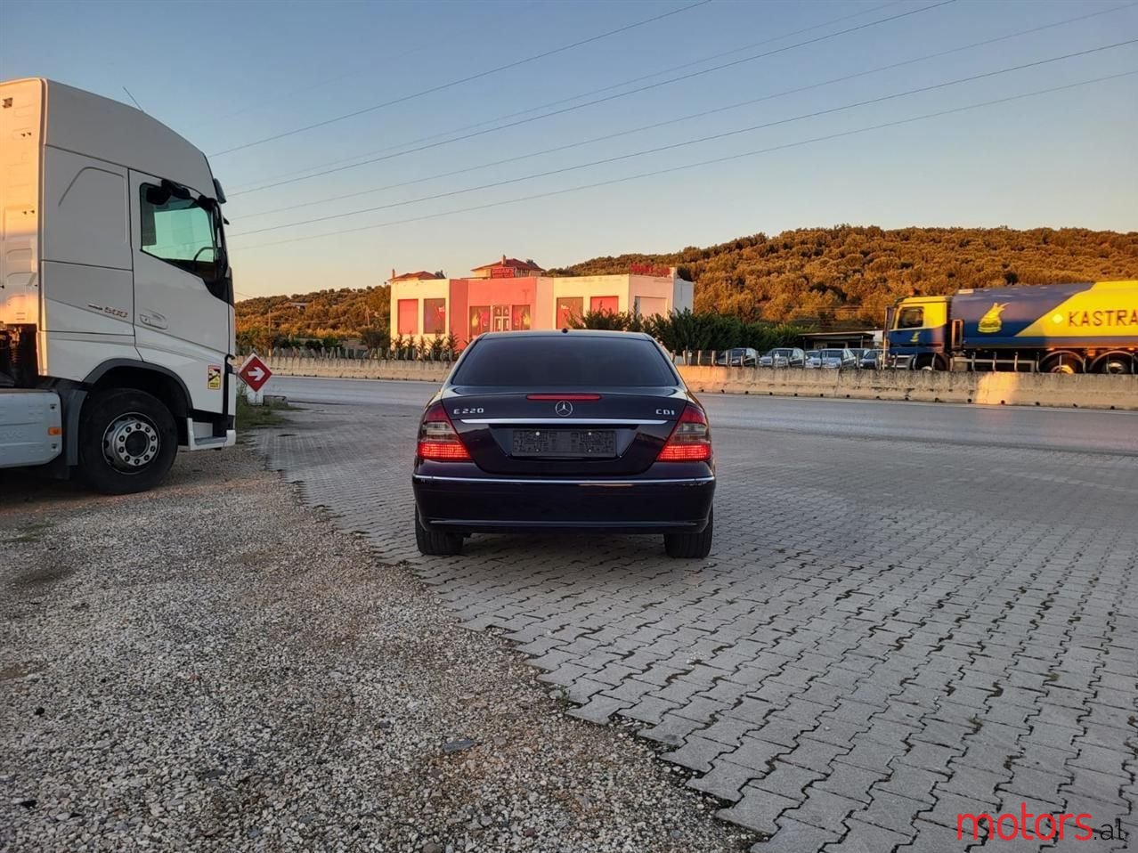 2007' Mercedes-Benz E 220 photo #6