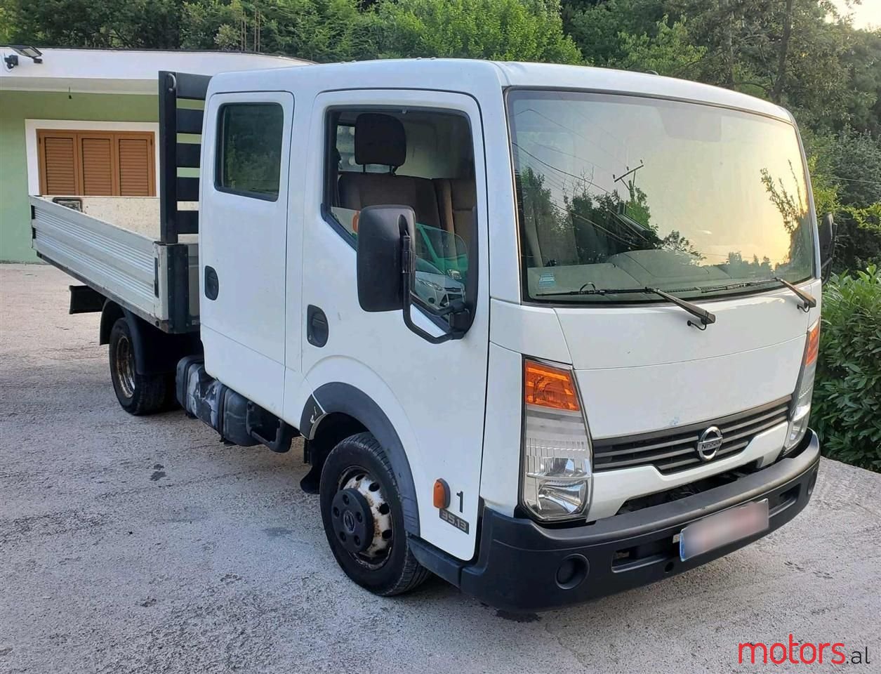 2012' Nissan Cabstar photo #2