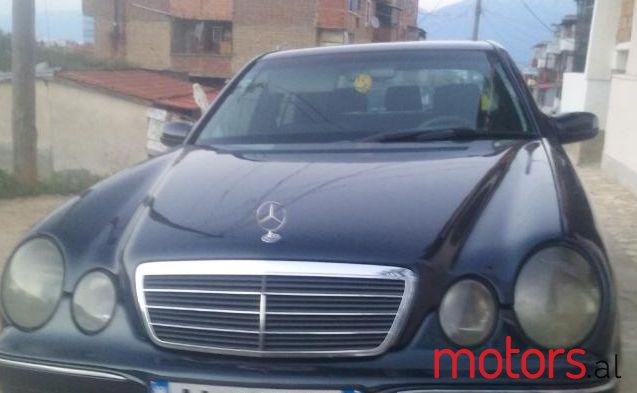 2000' Mercedes-Benz 270 photo #1