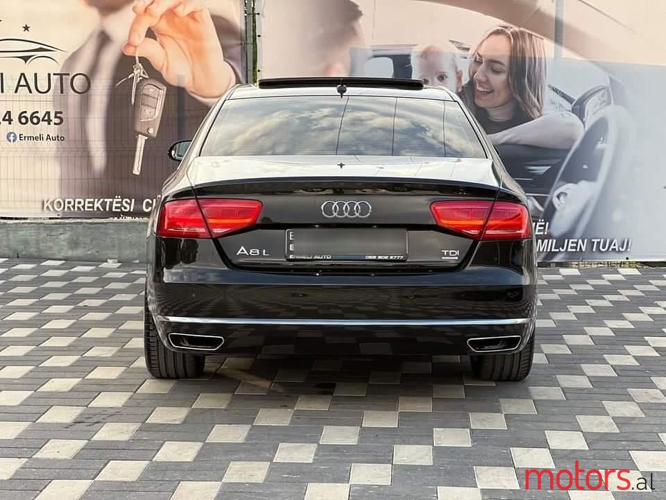 2012' Audi A8 photo #4