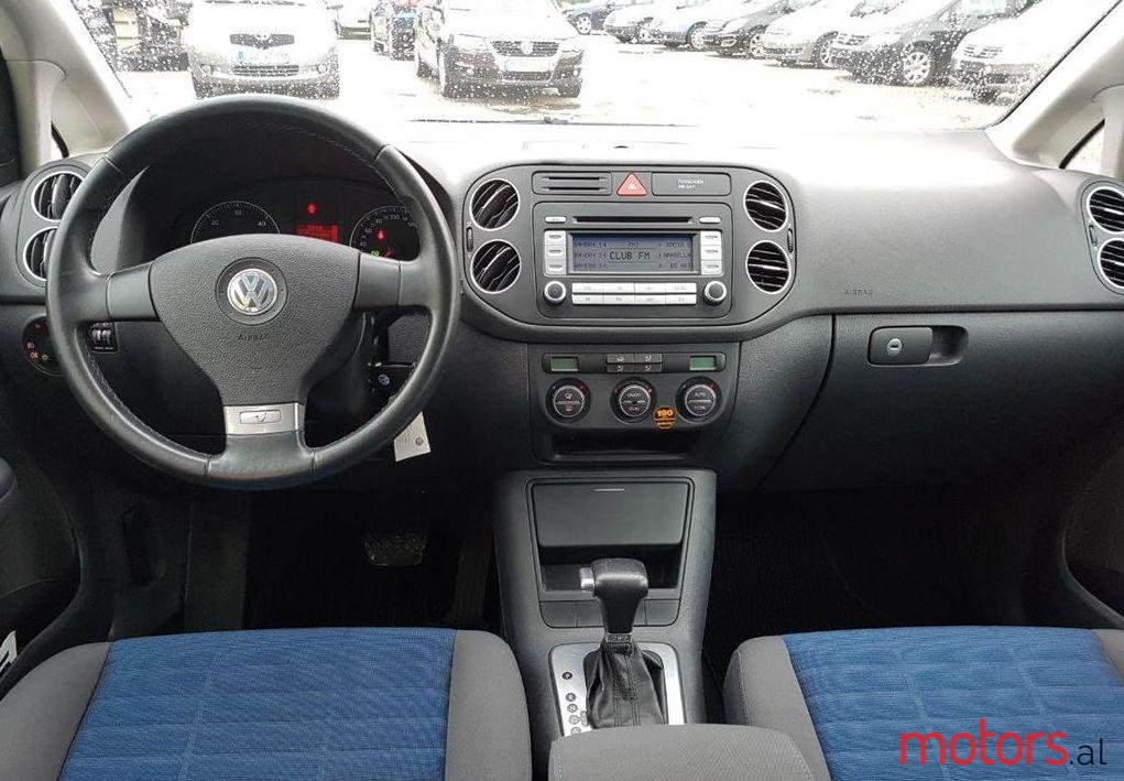 2007' Volkswagen Golf Plus photo #2