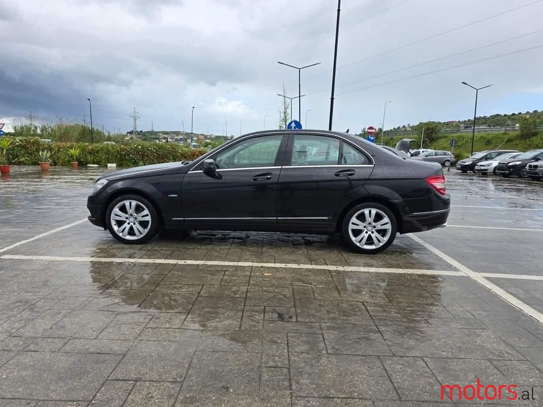 2010' Mercedes-Benz C 300 photo #6