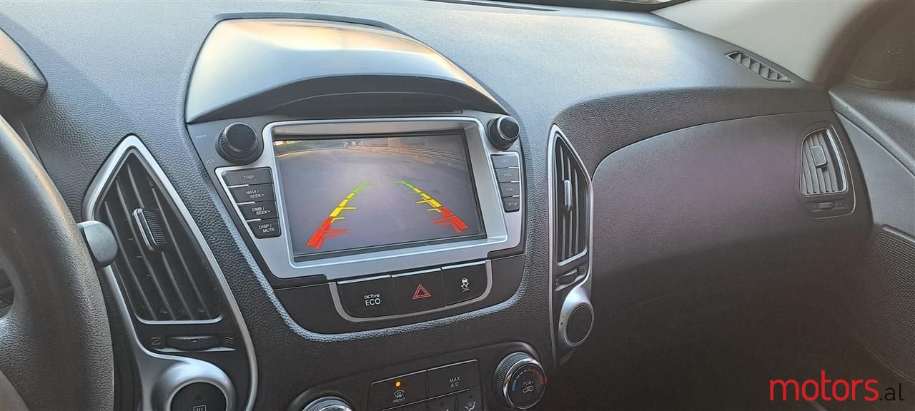 2012' Hyundai Tucson photo #6