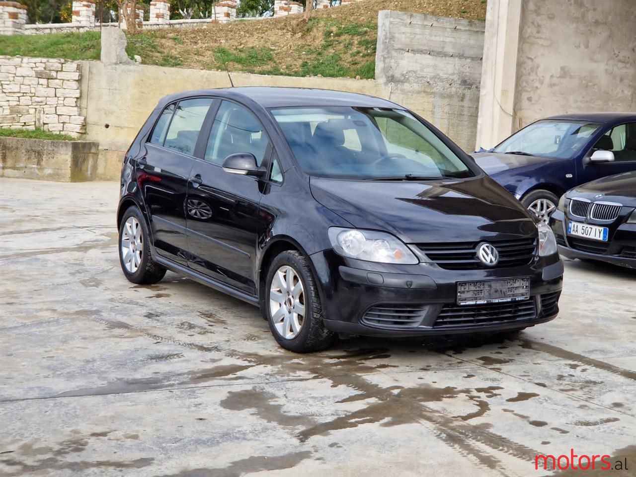 2008' Volkswagen Golf Plus photo #1