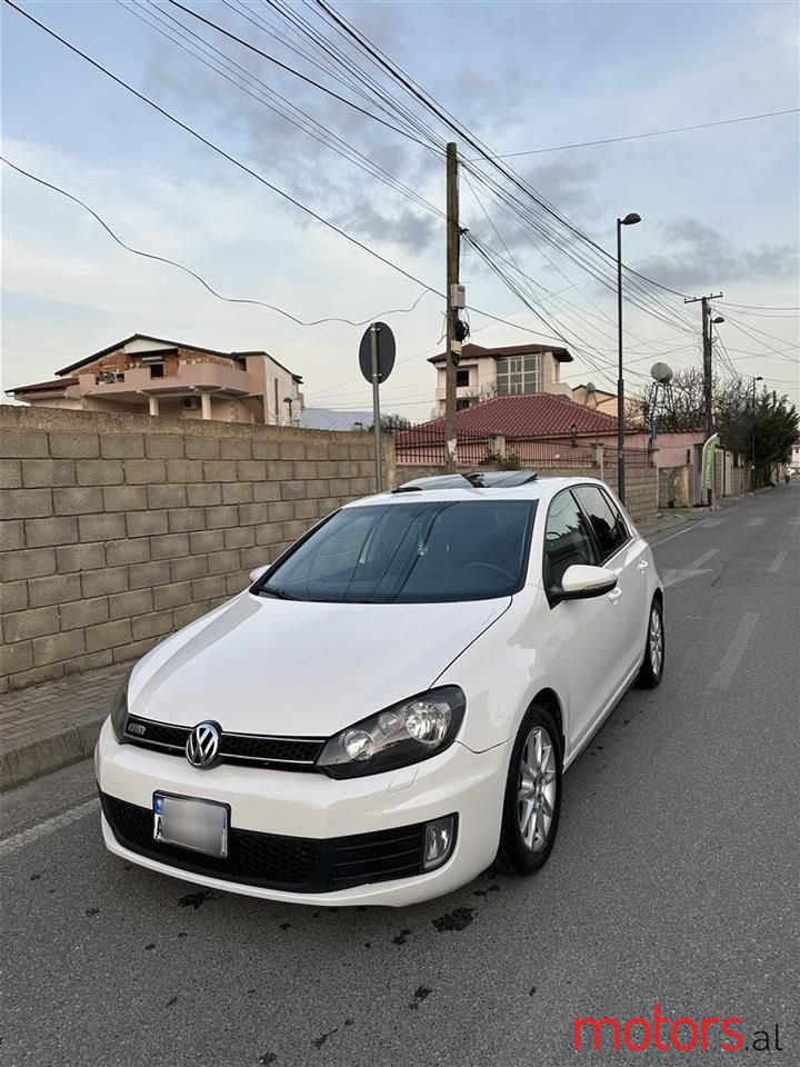 2013' Volkswagen Golf photo #4