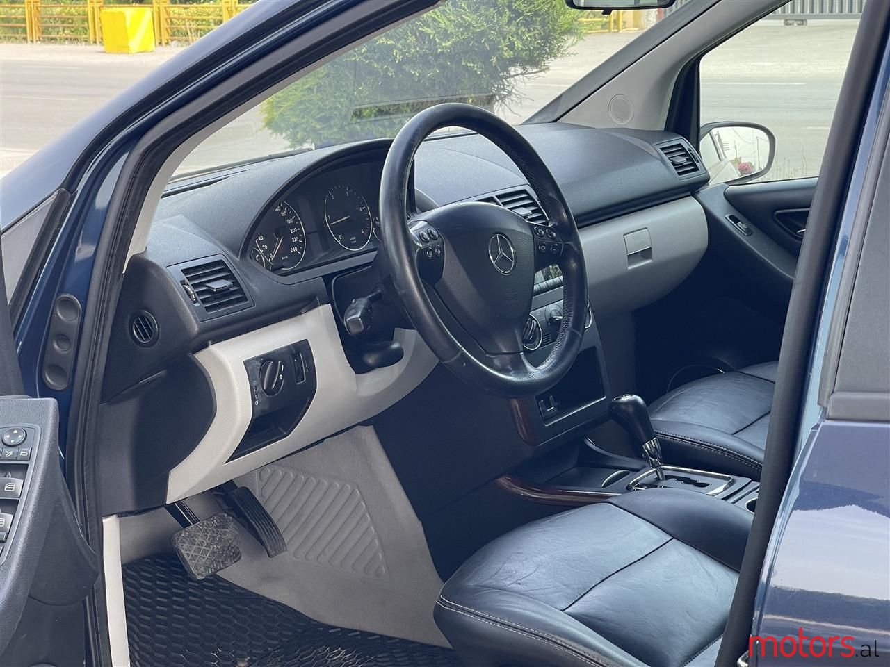 2006' Mercedes-Benz A 180 photo #5