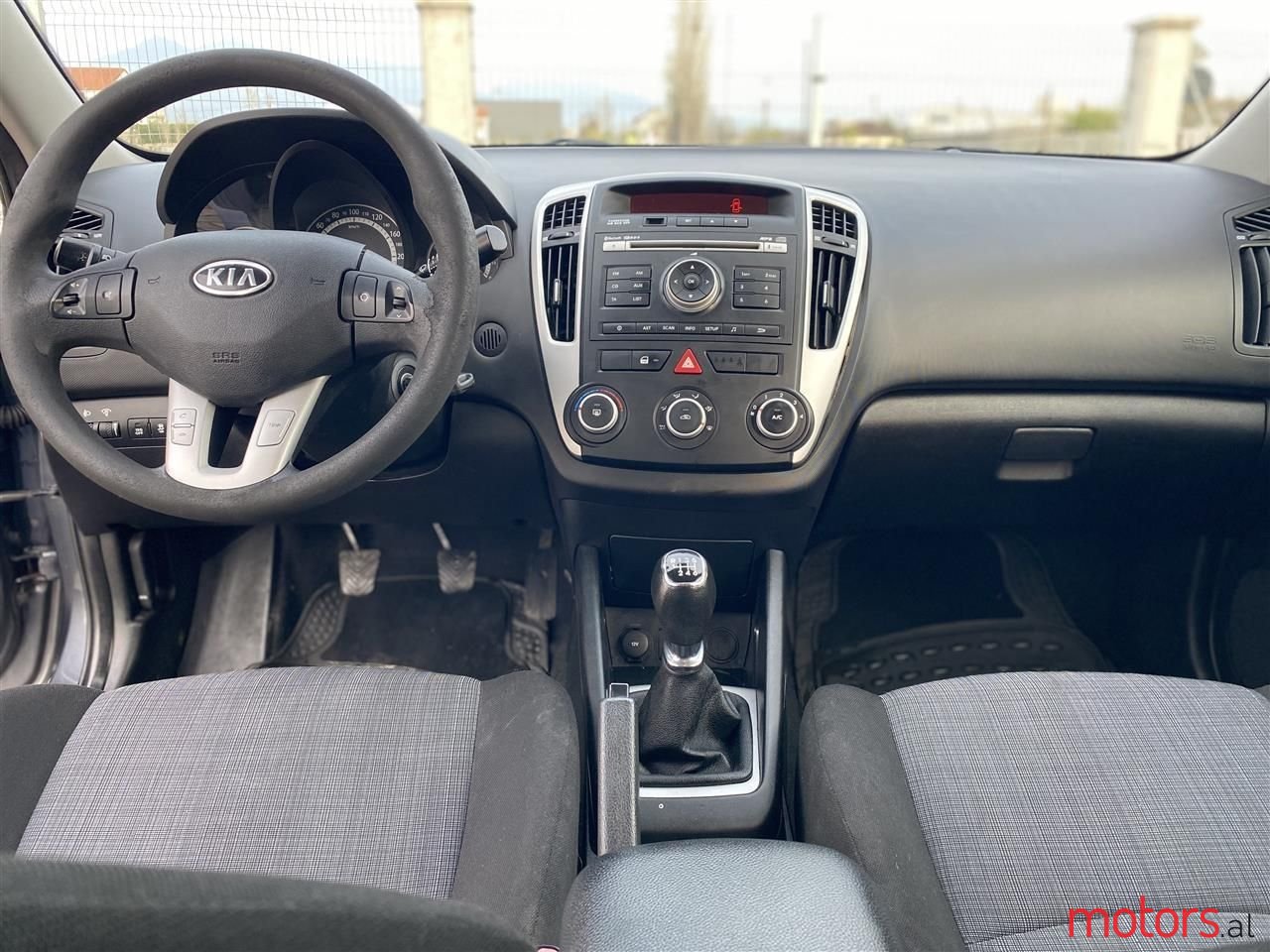 2011' Kia Ceed photo #3