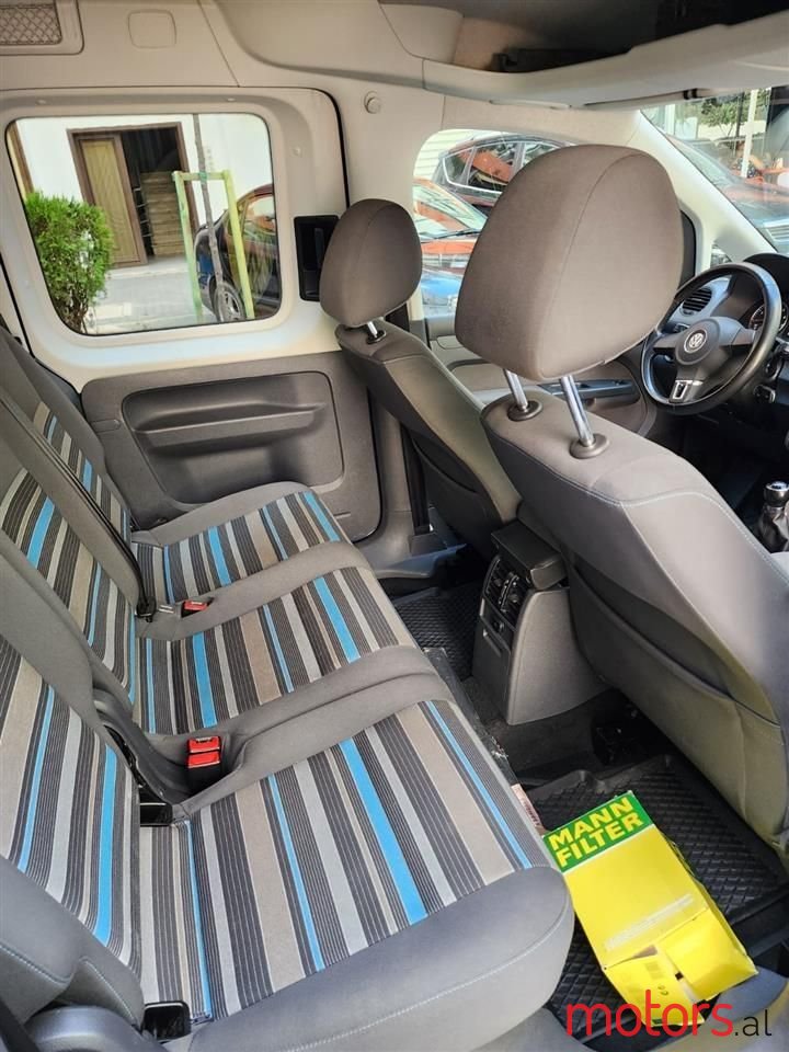 2012' Volkswagen Caddy photo #5