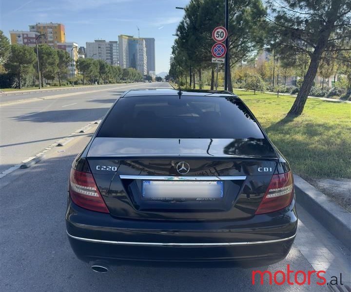 2012' Mercedes-Benz C 220 photo #4