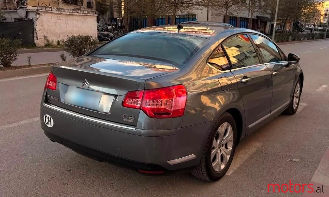 2010' Citroen C5 photo #4