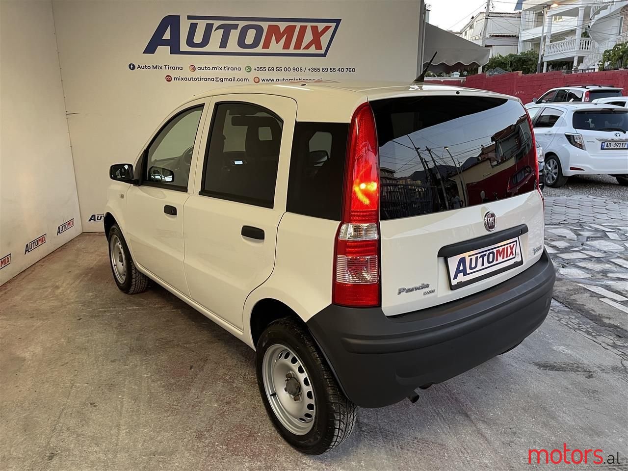 2009' Fiat Panda photo #3
