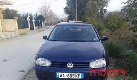 2000' Volkswagen Golf photo #2