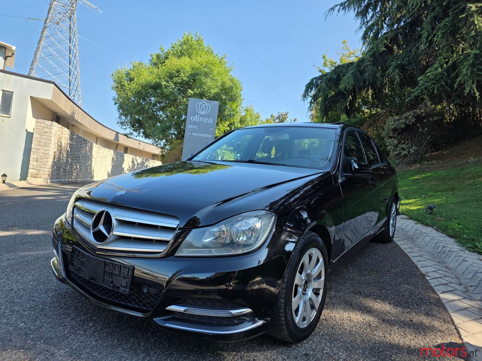 2013' Mercedes-Benz C 220 photo #6