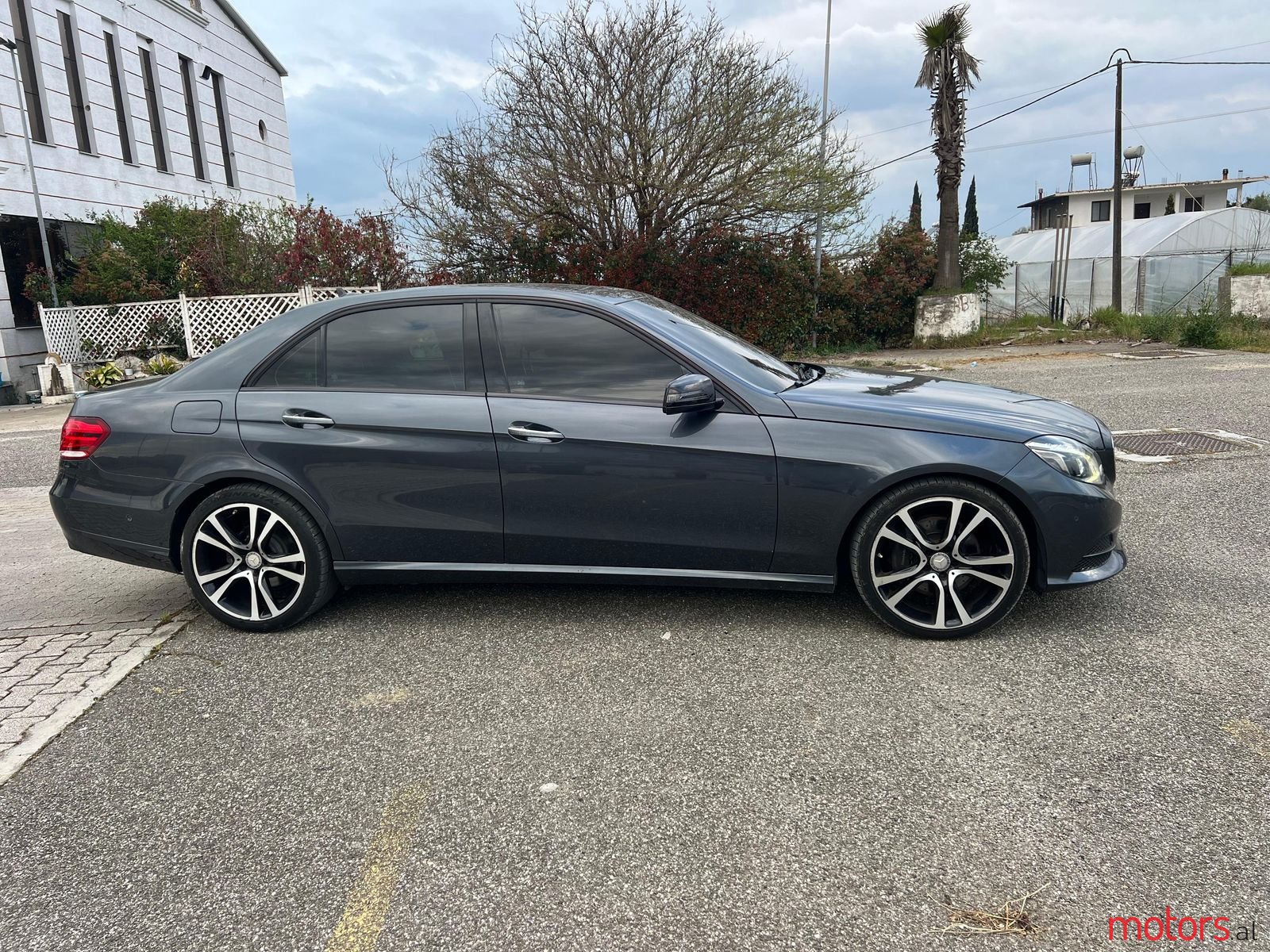 2016' Mercedes-Benz E 220 photo #4