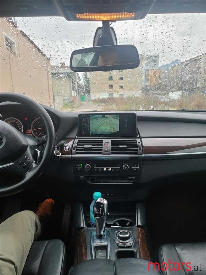 2011' BMW X6 M photo #3