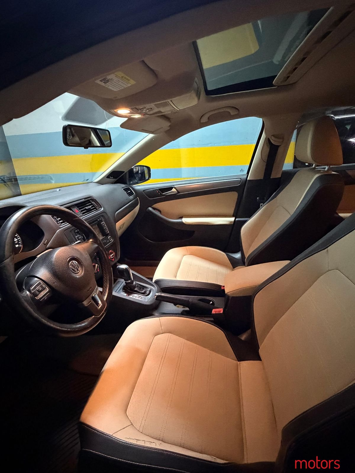 2013' Volkswagen Jetta photo #2