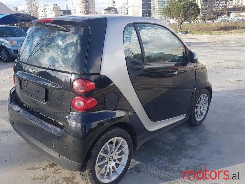 2008' Smart Fortwo photo #2