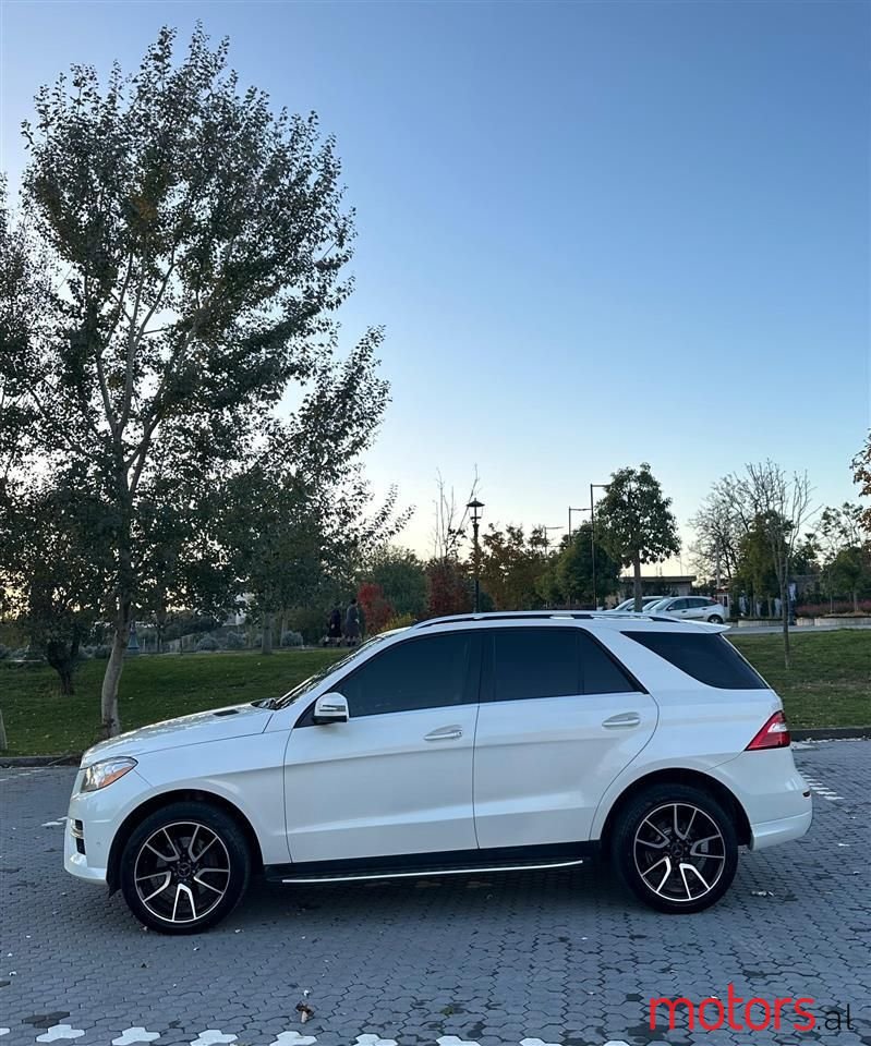 2013' Mercedes-Benz ML 350 photo #2