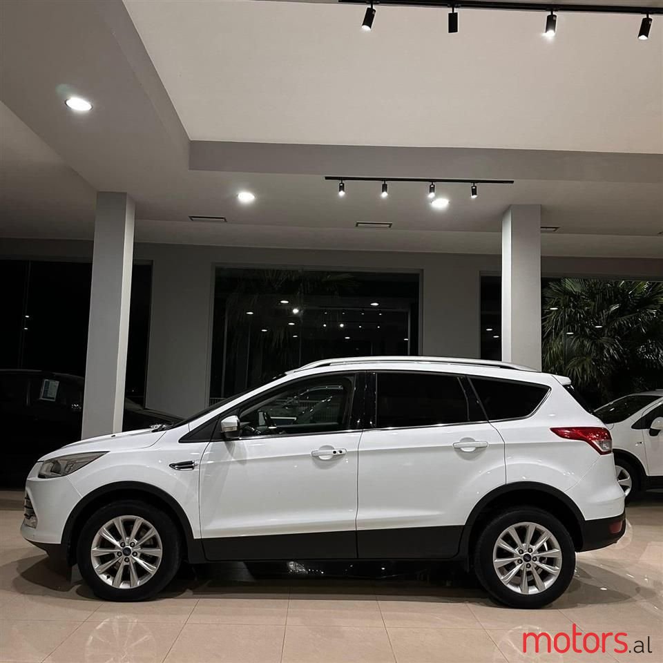 2014' Ford Kuga photo #5