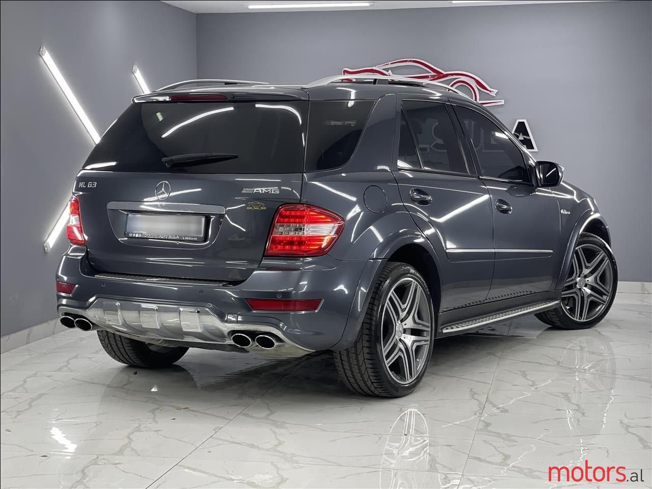 2011' Mercedes-Benz ML 63 AMG photo #4