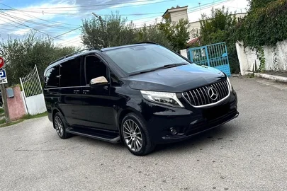 2016' Mercedes-Benz V 200