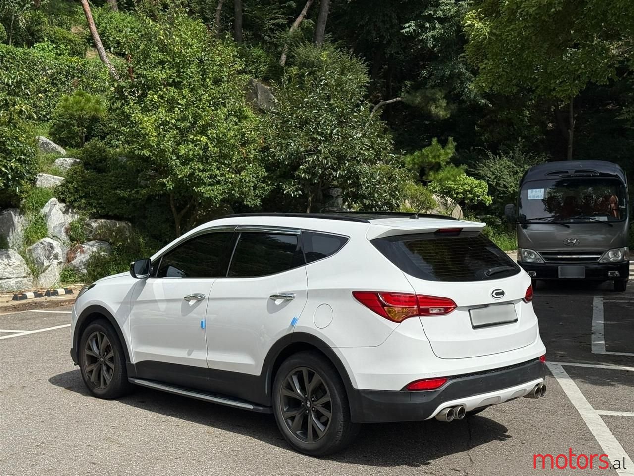 2013' Hyundai Santa Fe photo #2