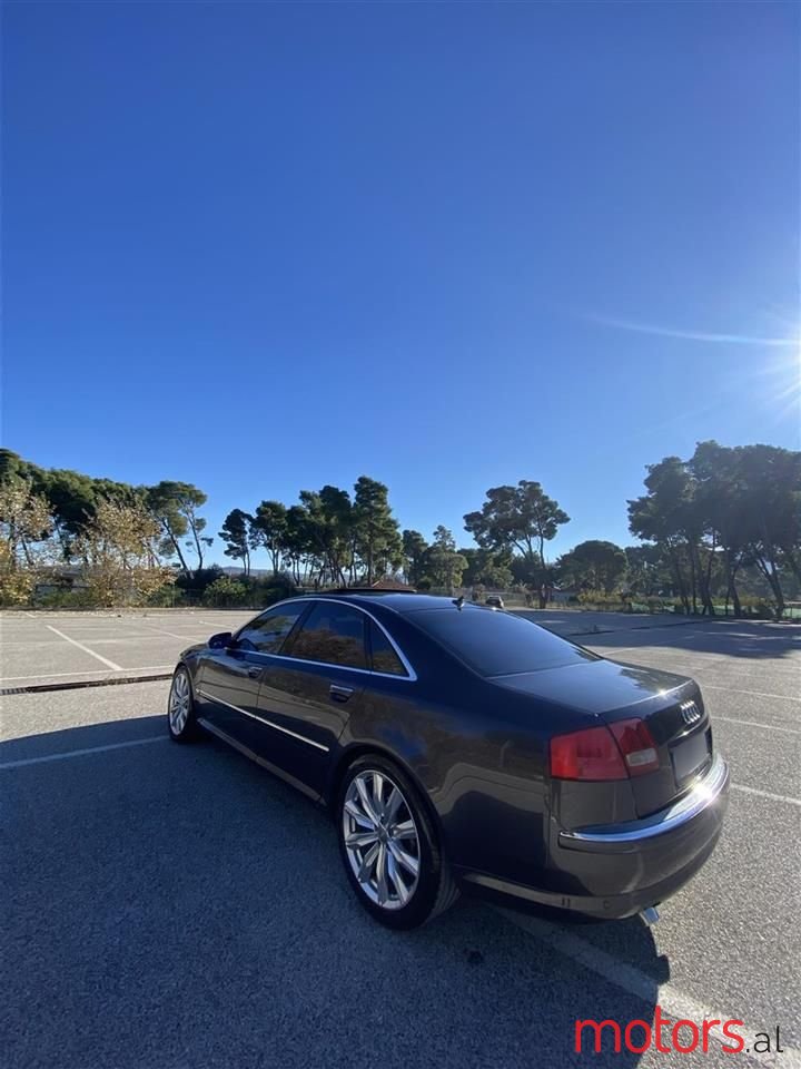 2005' Audi A8 photo #2