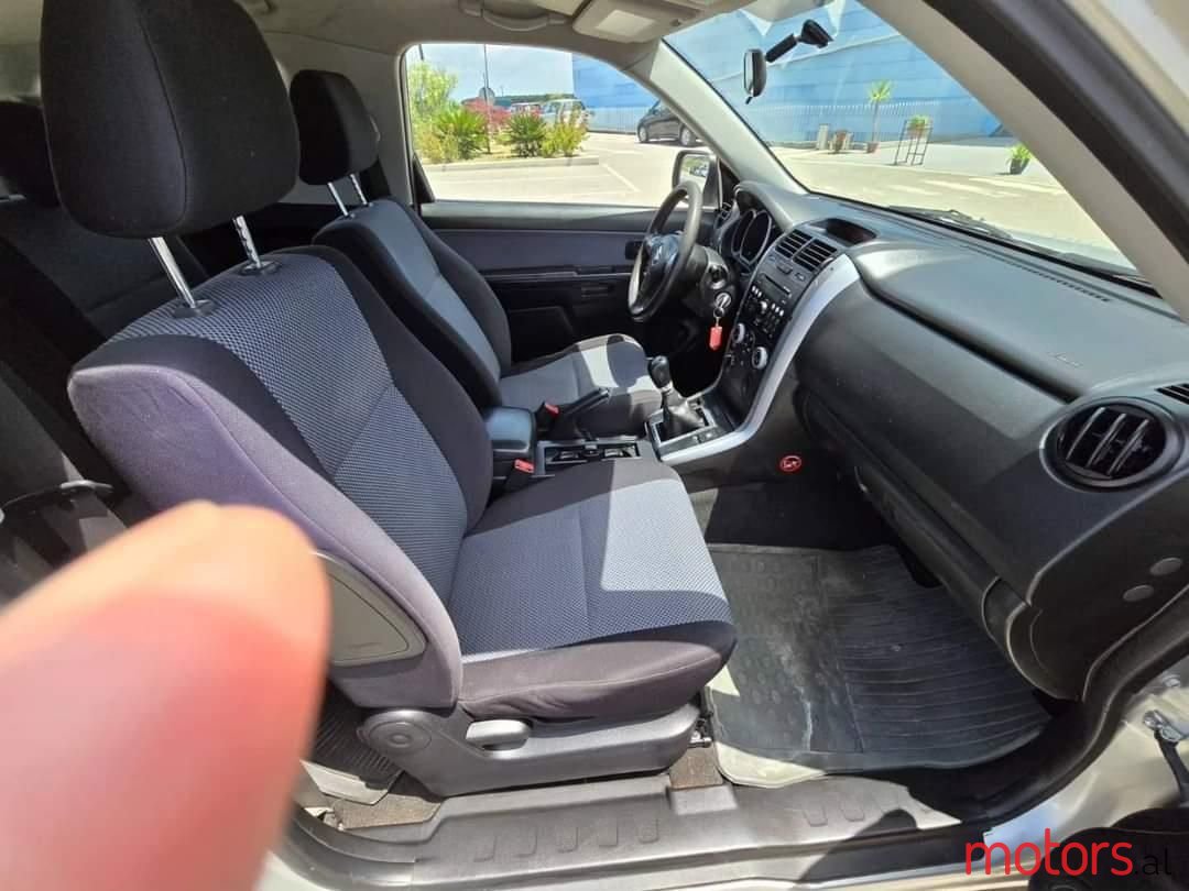 2006' Suzuki Grand Vitara photo #2