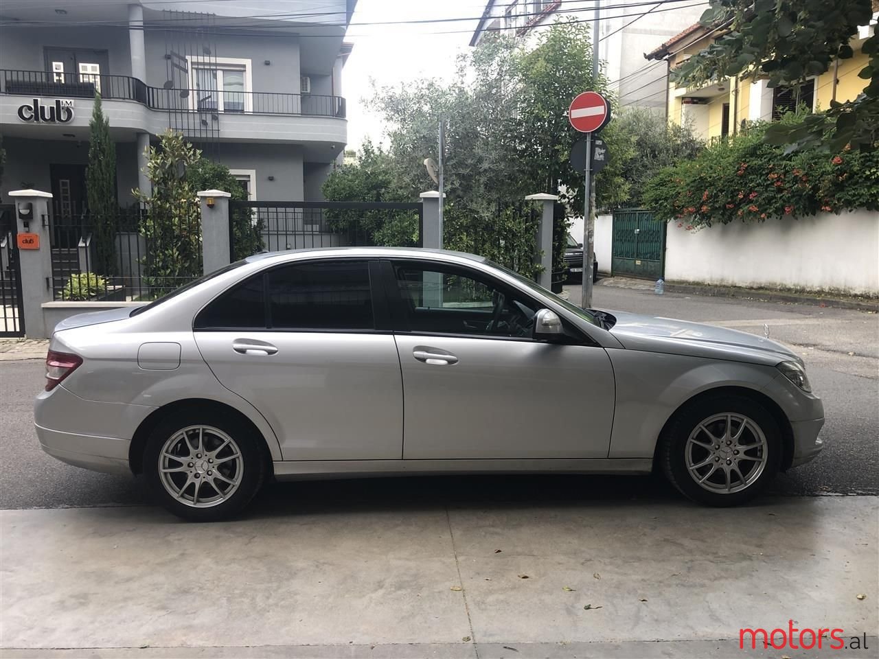 2008' Mercedes-Benz 200 photo #5