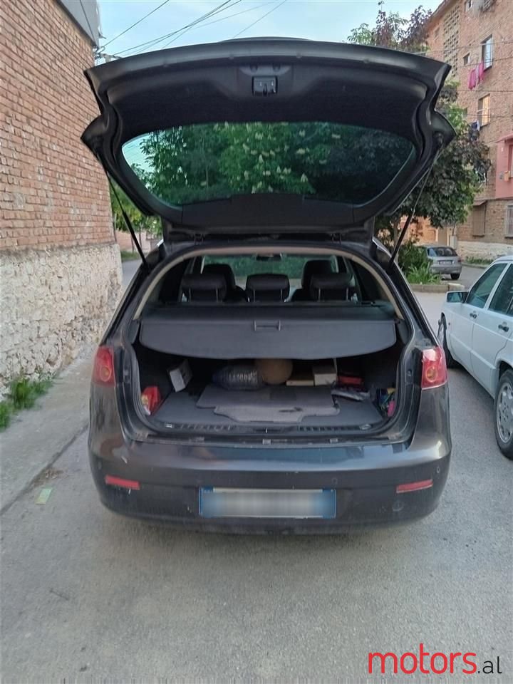 2006' Fiat Croma photo #5