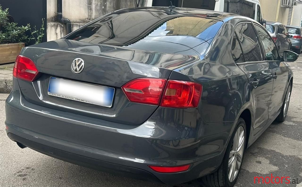 2013' Volkswagen Jetta photo #5