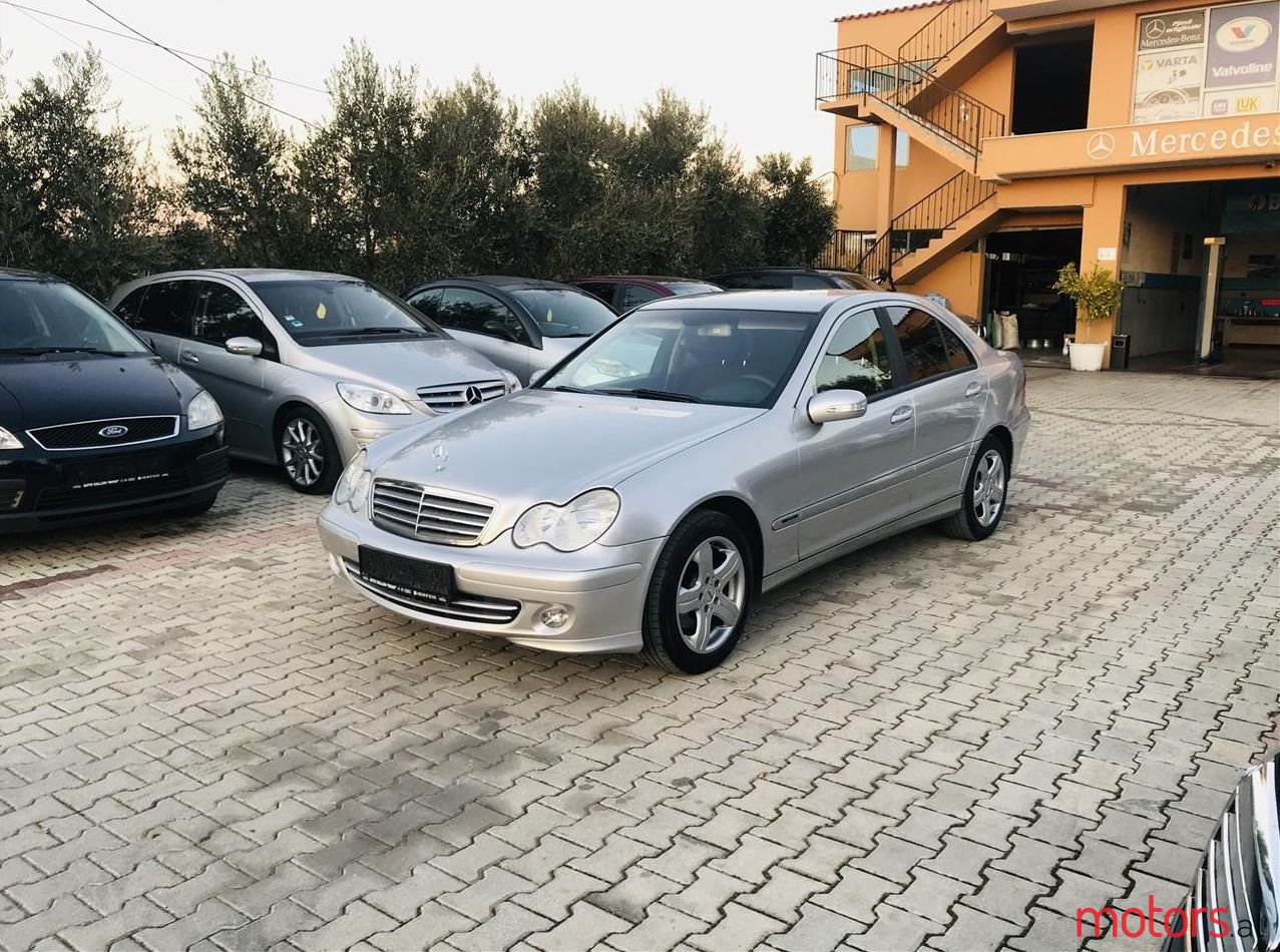 2004' Mercedes-Benz C 180 photo #1