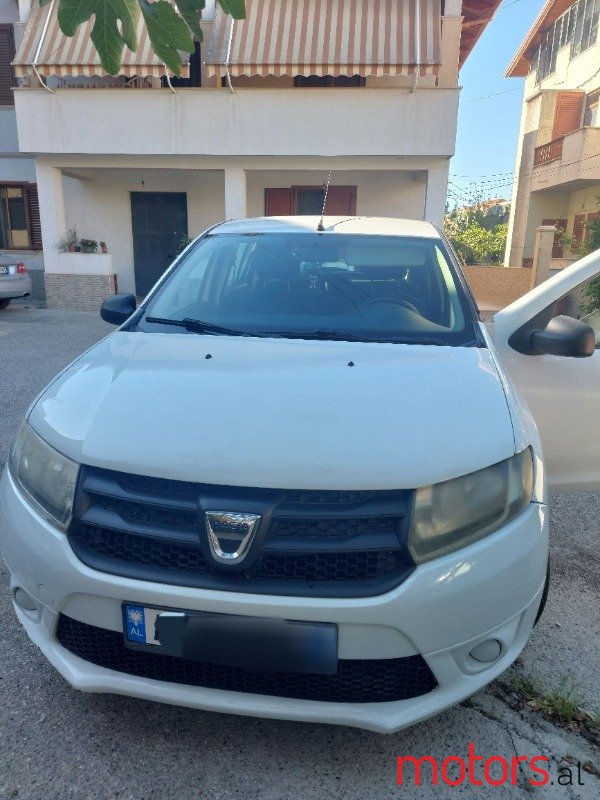 2015' Dacia Sandero photo #1