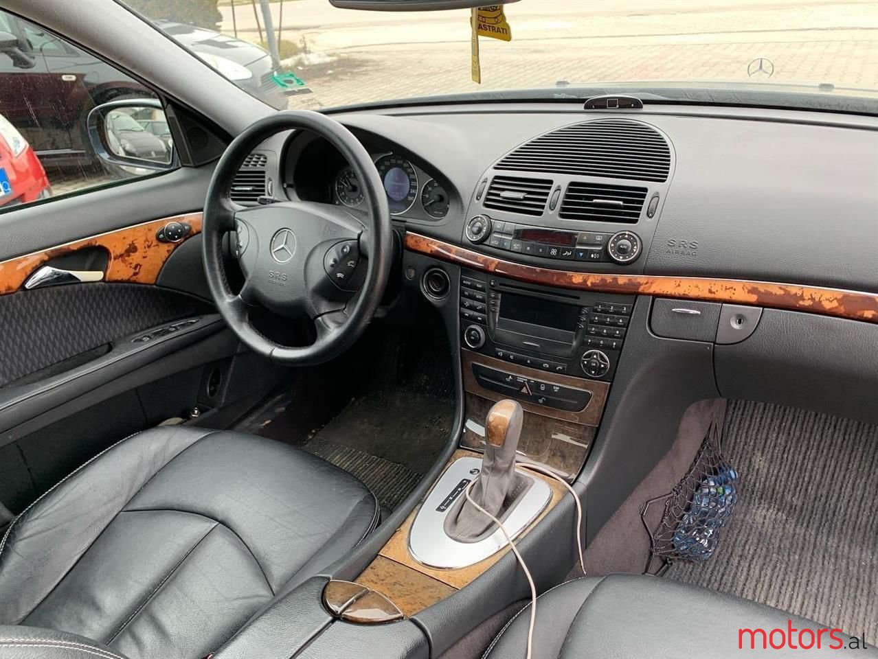 2005' Mercedes-Benz E 240 photo #3