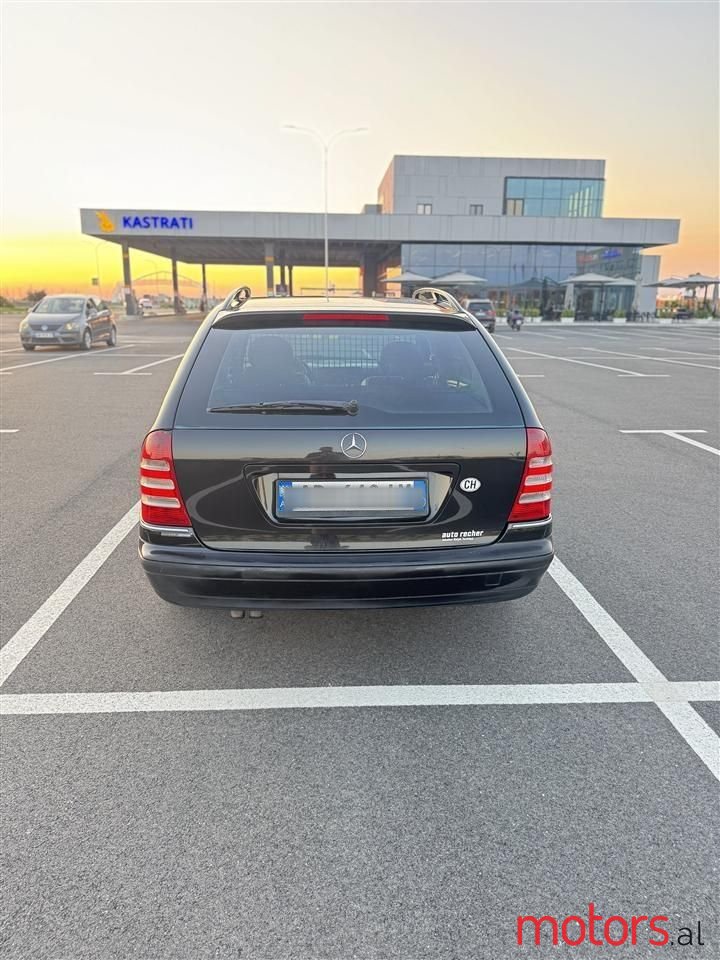 2005' Mercedes-Benz C 180 photo #3