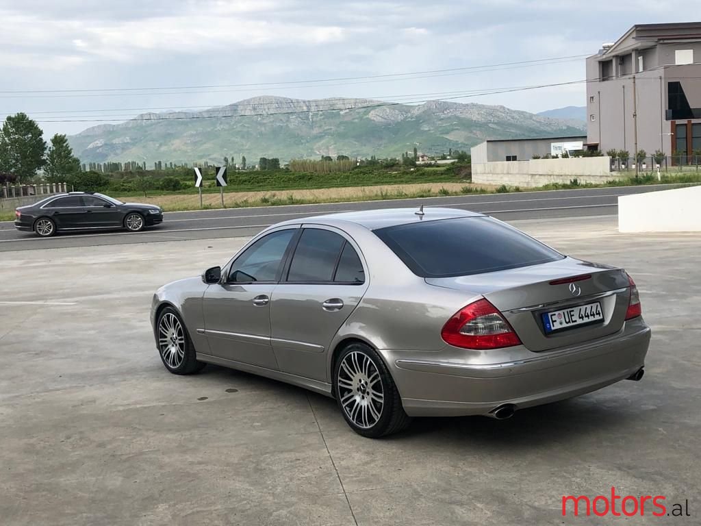 2007' Mercedes-Benz E 280 photo #6