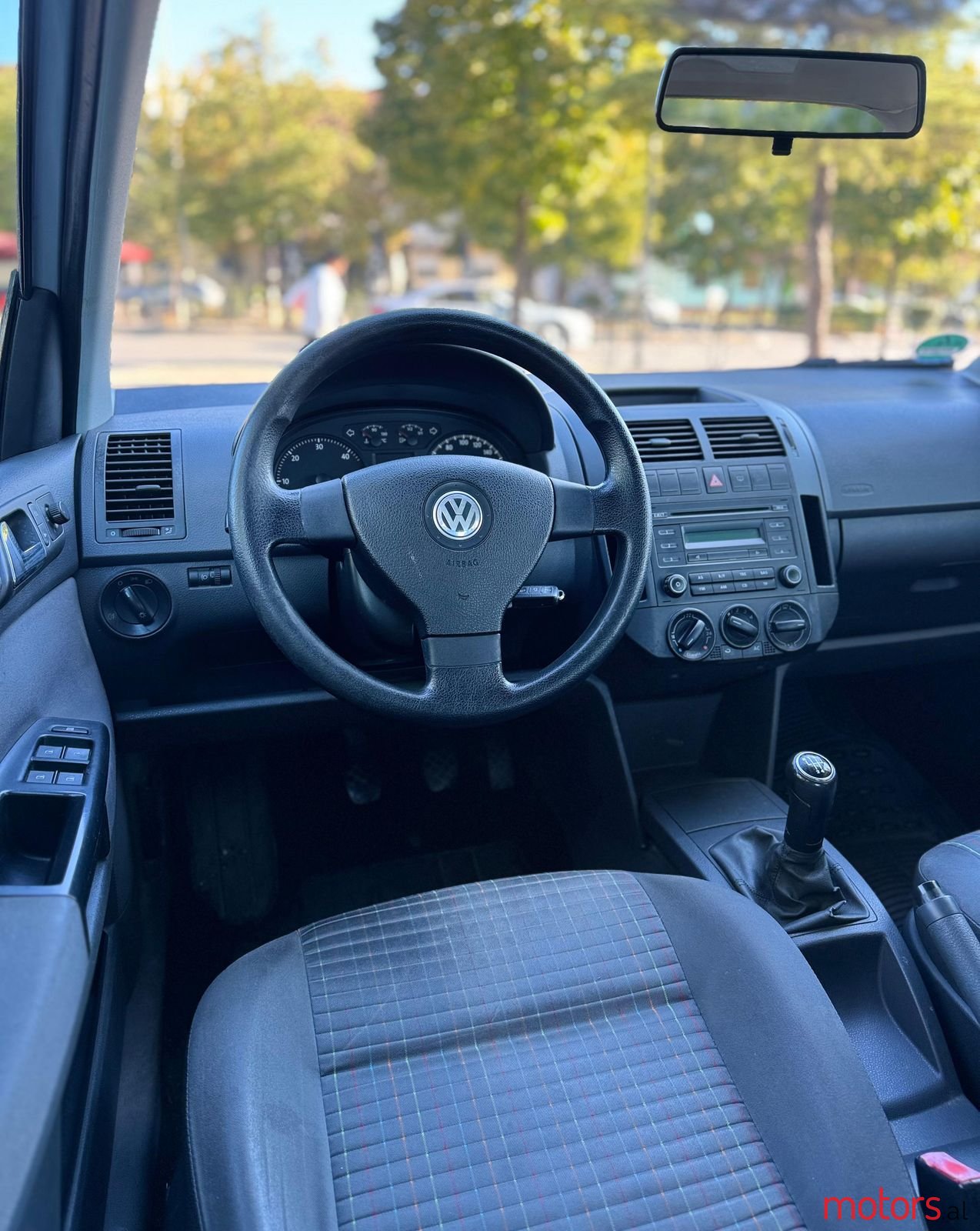 2007' Volkswagen Polo photo #5