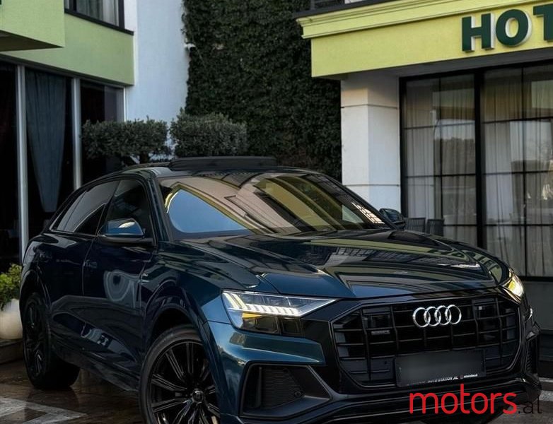 2019' Audi Q8 photo #1