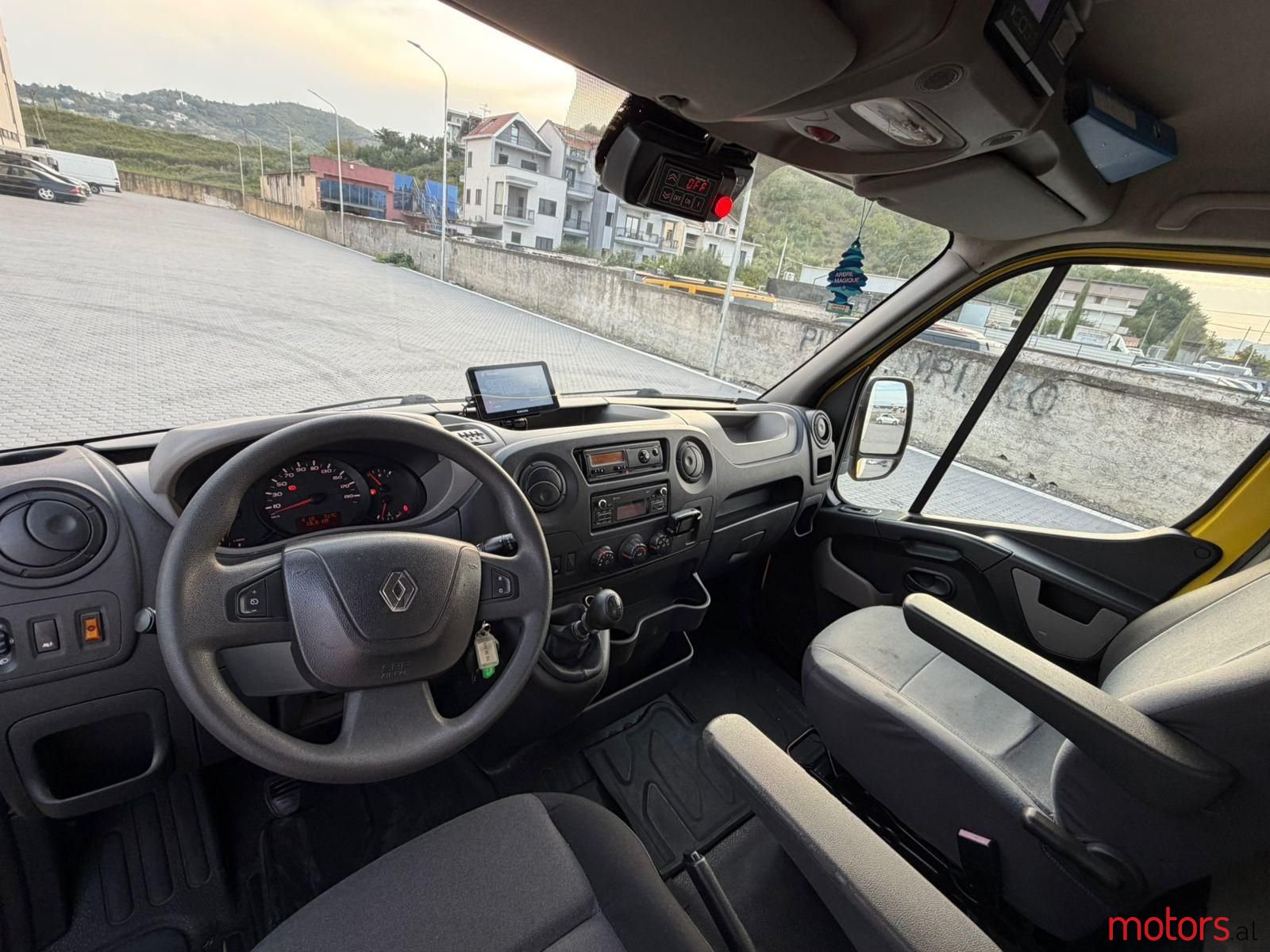 2016' Renault Master photo #6