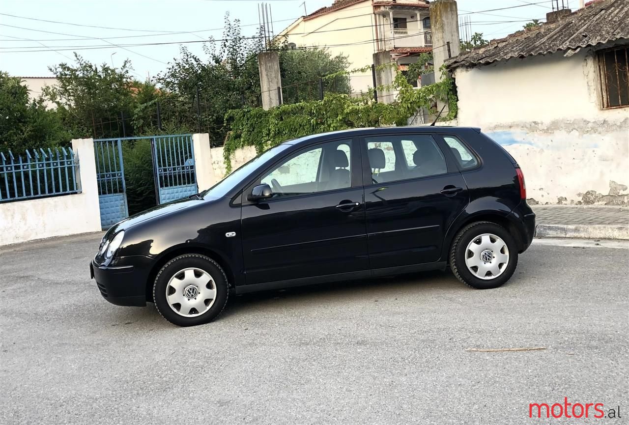 2004' Volkswagen Polo photo #5