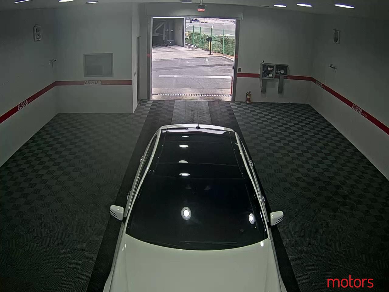 2014' Mercedes-Benz E 250 photo #6