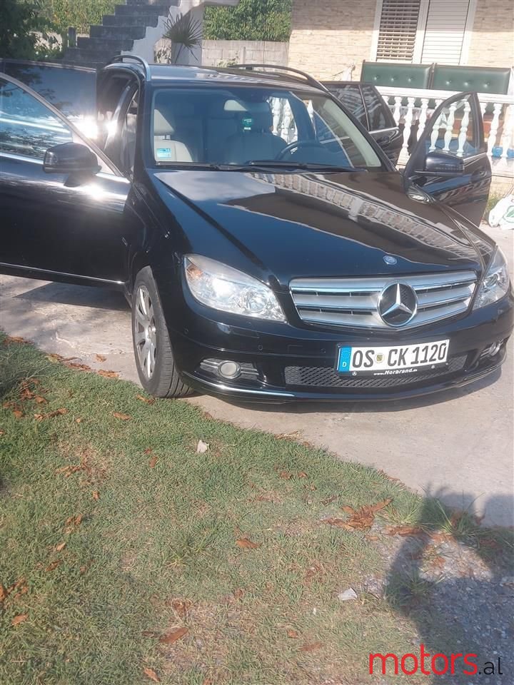 2010' Mercedes-Benz C 220 photo #1