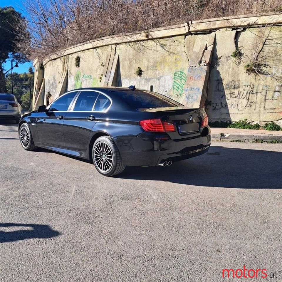 2010' BMW 530 photo #2