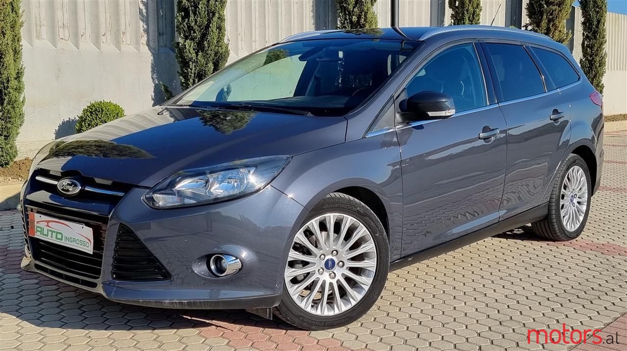 2012' Ford Focus photo #2