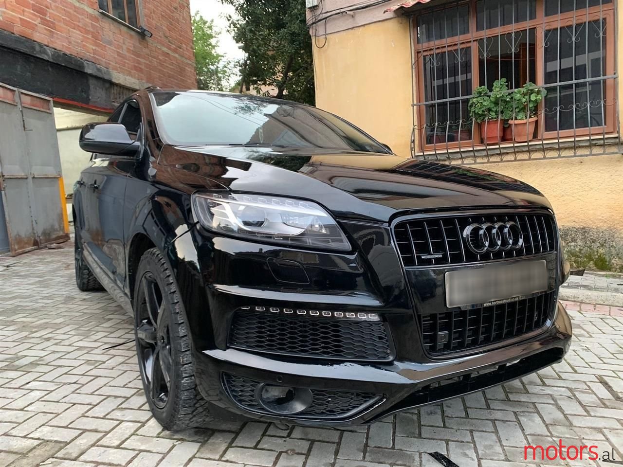 2013' Audi Q7 photo #3