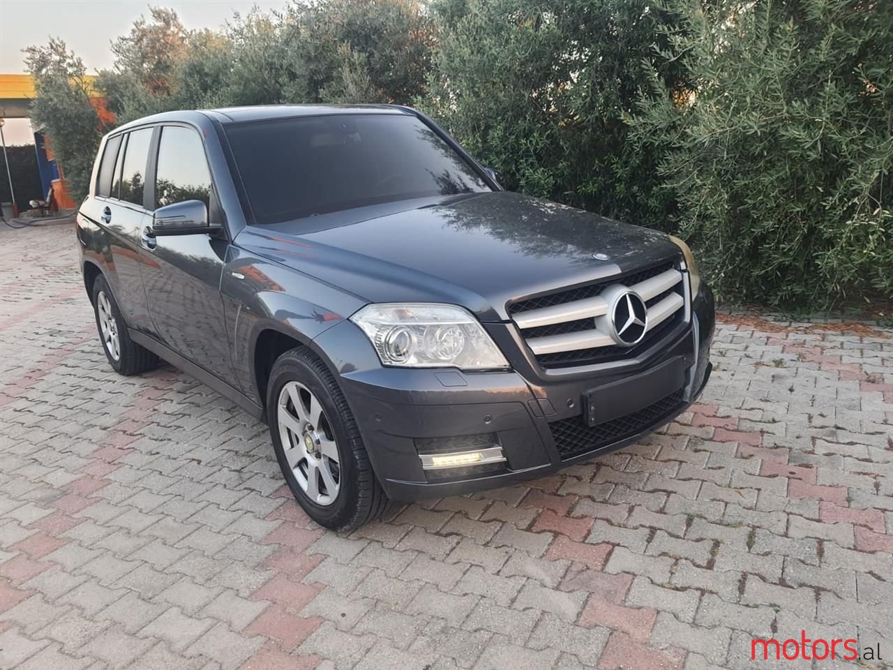 2011' Mercedes-Benz GLK 220 photo #3