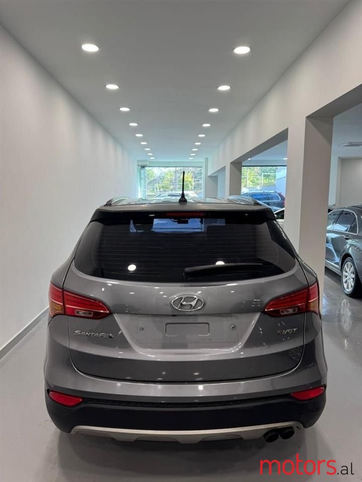 2013' Hyundai Santa Fe photo #4