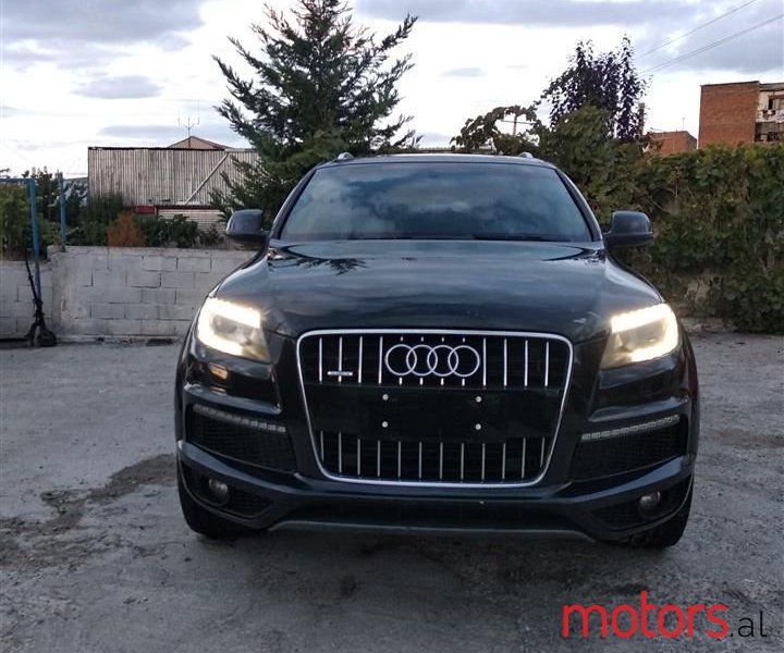 2011' Audi Q7 photo #2