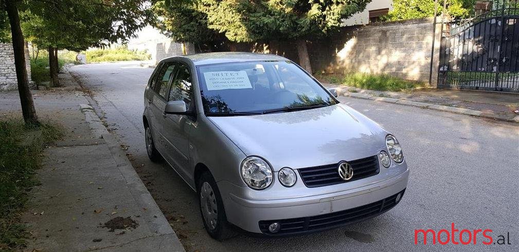 2004' Volkswagen Polo photo #1